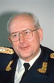 Admiral <b>Theodor Hoffmann</b>, last East German Defence Minister, Berlin, 1991. - EFD8KX